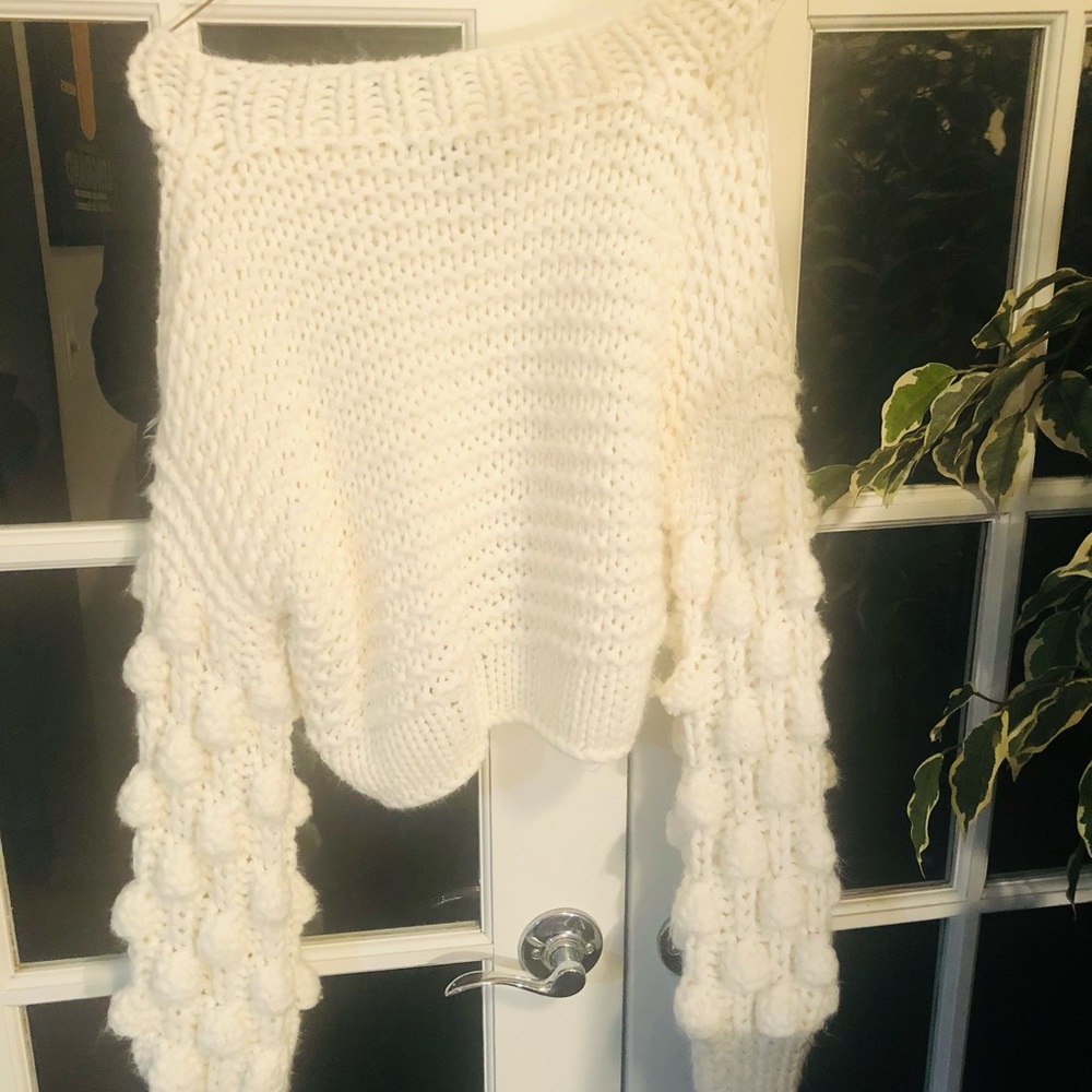 Beautiful Hera Collection Sweater
